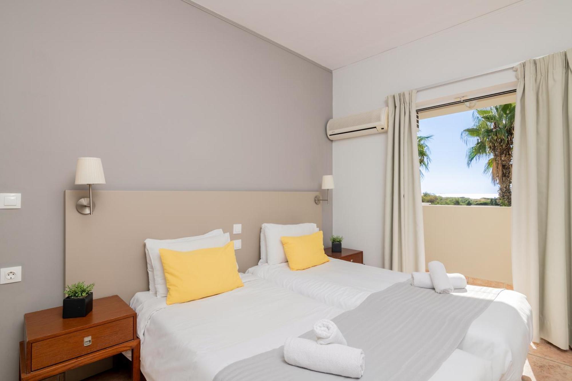 Cavo D'Oro All Inclusive Resort Kalamákion エクステリア 写真